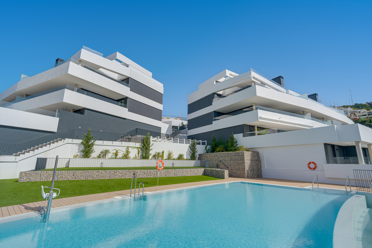 3 Bed Apartment for sale in Altos De Los Monteros Costa Del Sol, Málaga, Spain