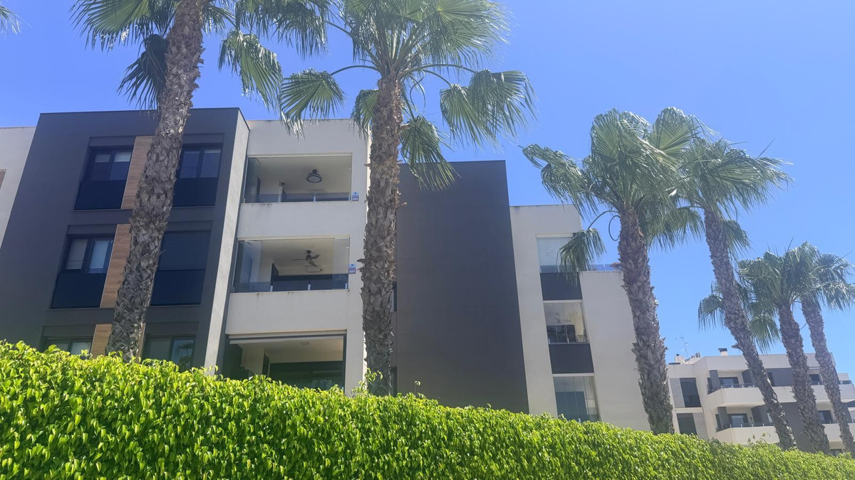 3 Bed Apartment for sale in Torrevieja Costa Blanca, Alicante, Spain