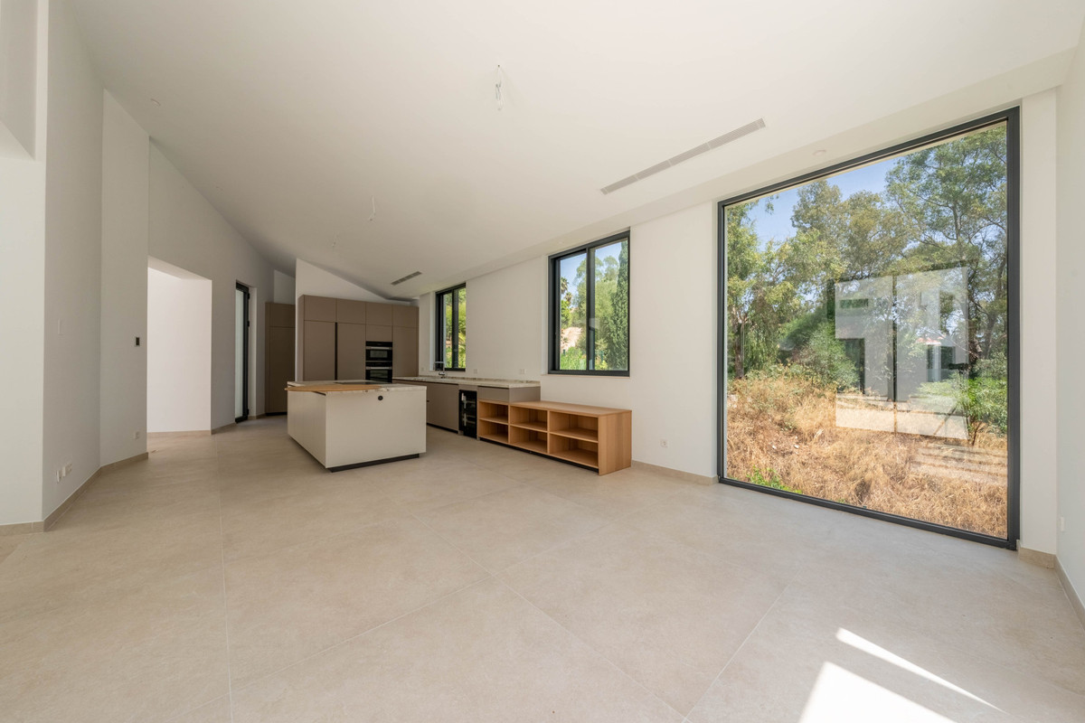 5 Bed Townhouse for sale in Sotogrande Alto Costa Del Sol, Cádiz, Spain