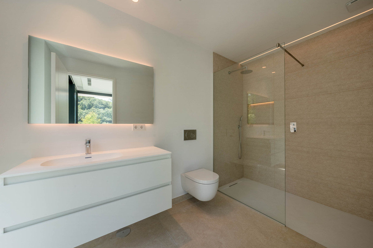 5 Bed Townhouse for sale in Sotogrande Alto Costa Del Sol, Cádiz, Spain