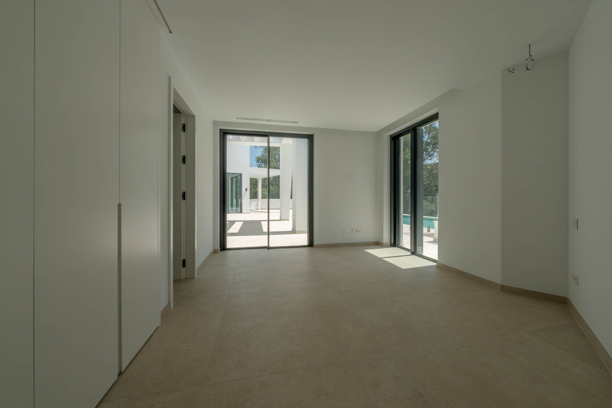 5 Bed Townhouse for sale in Sotogrande Alto Costa Del Sol, Cádiz, Spain