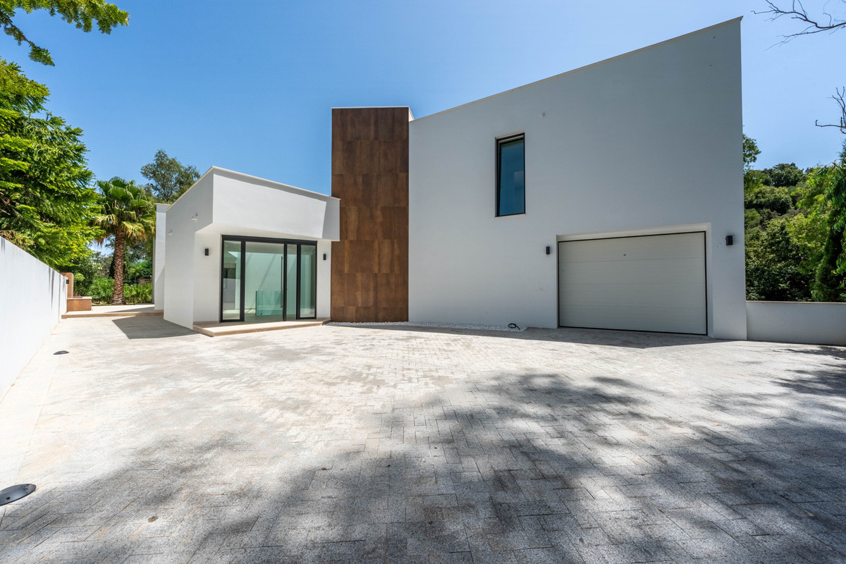 5 Bed Townhouse for sale in Sotogrande Alto Costa Del Sol, Cádiz, Spain