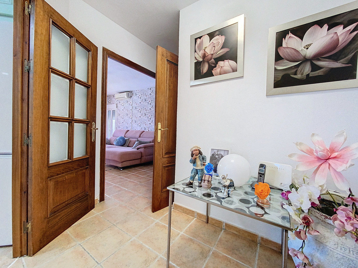 Se vende Apartamento Planta Media de 3 dormitorios en Costa Del Sol, Málaga, España