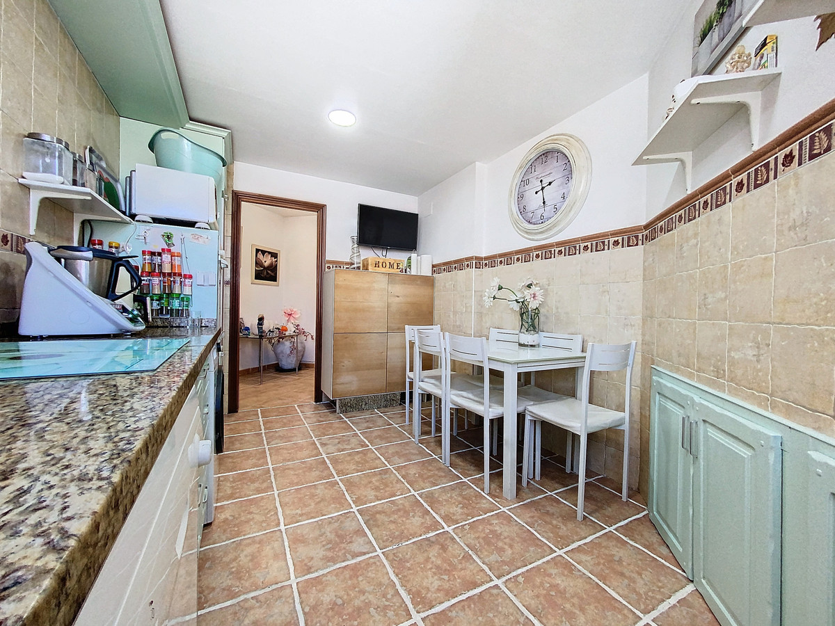 Se vende Apartamento Planta Media de 3 dormitorios en Costa Del Sol, Málaga, España