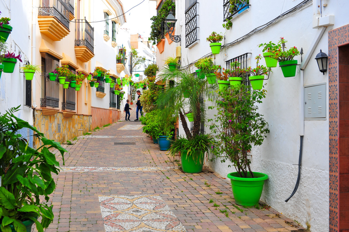 Se vende Apartamento Planta Media de 3 dormitorios en Costa Del Sol, Málaga, España