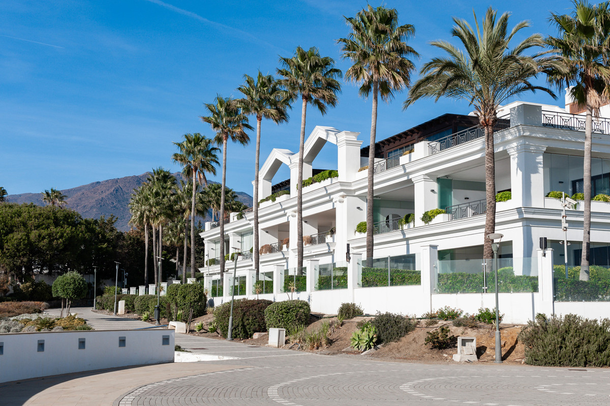 Se vende Apartamento Planta Media de 3 dormitorios en Costa Del Sol, Málaga, España