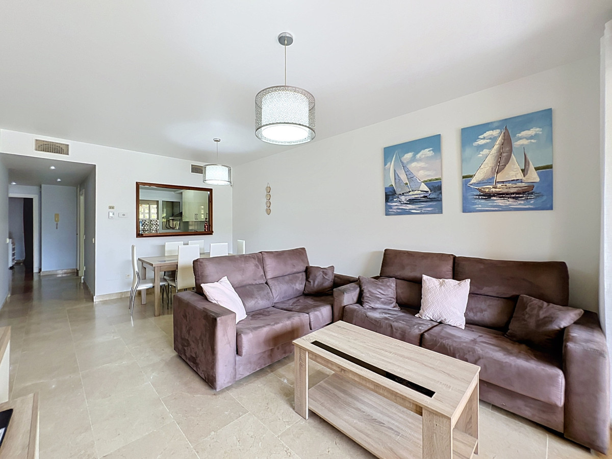 2 Bed Apartment for sale in La Duquesa Costa Del Sol, Málaga, Spain