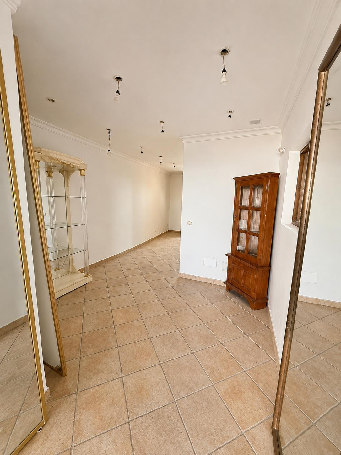 6 Bed Townhouse for sale in Marbella Costa Del Sol, Málaga, Spain