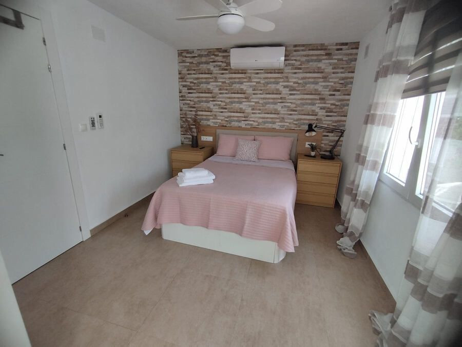 5 Bed Townhouse for sale in Torrevieja Costa Blanca, Alicante, Spain