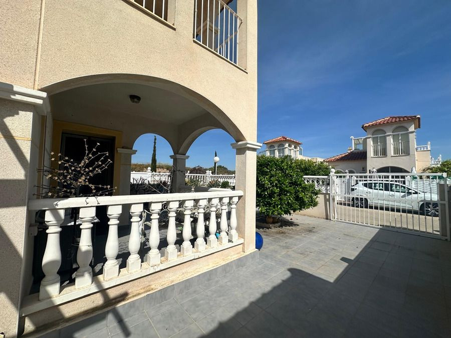 2 Bed Townhouse for sale in Algorfa Costa Blanca, Alicante, Spain