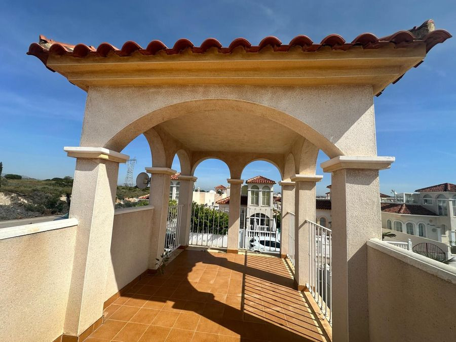 2 Bed Townhouse for sale in Algorfa Costa Blanca, Alicante, Spain