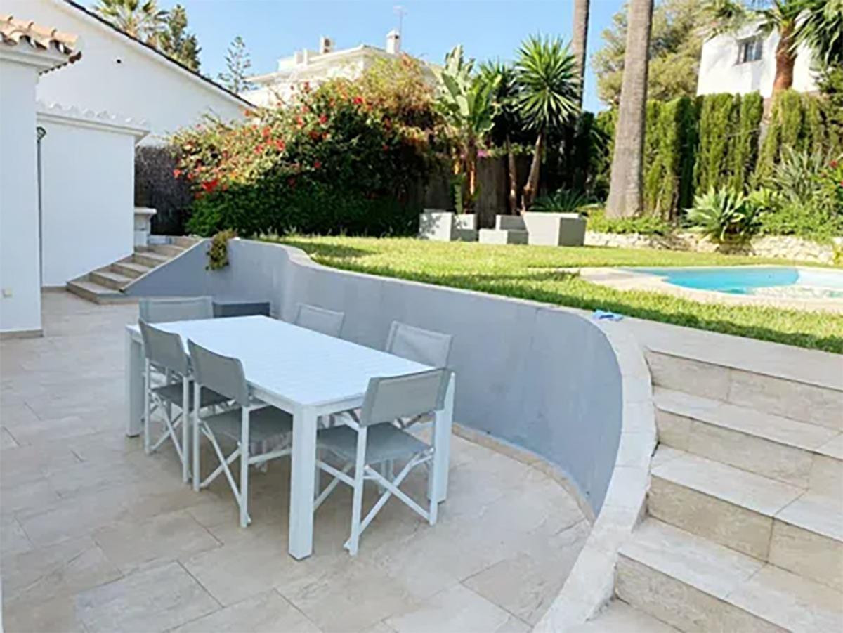3 Bed Townhouse for sale in Nueva Andalucía Costa Del Sol, Málaga, Spain