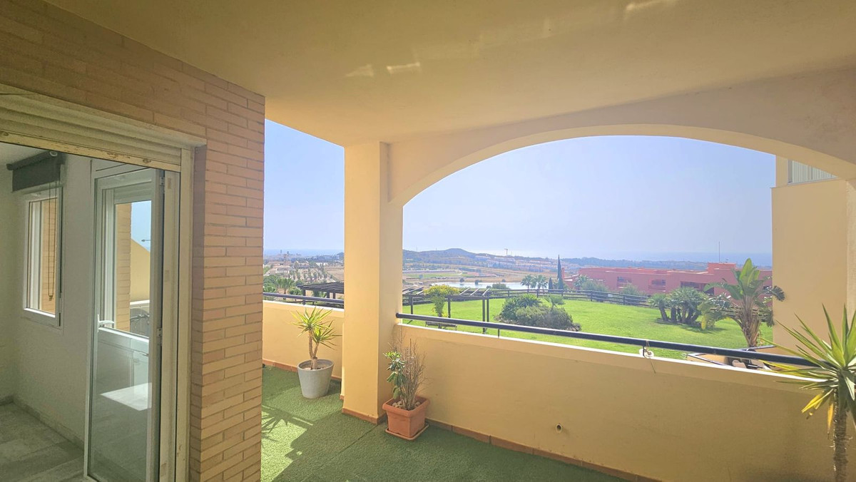 Se vende Apartamento Planta Media de 2 dormitorios en Costa Del Sol, Málaga, España