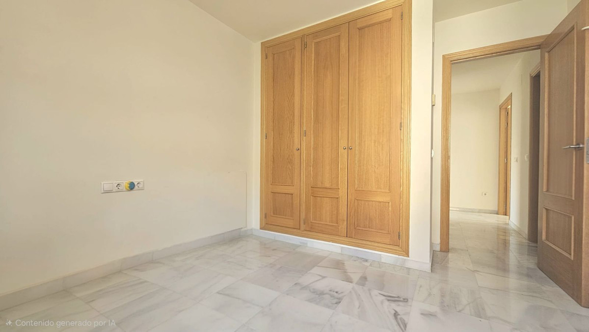 Se vende Apartamento Planta Media de 2 dormitorios en Costa Del Sol, Málaga, España