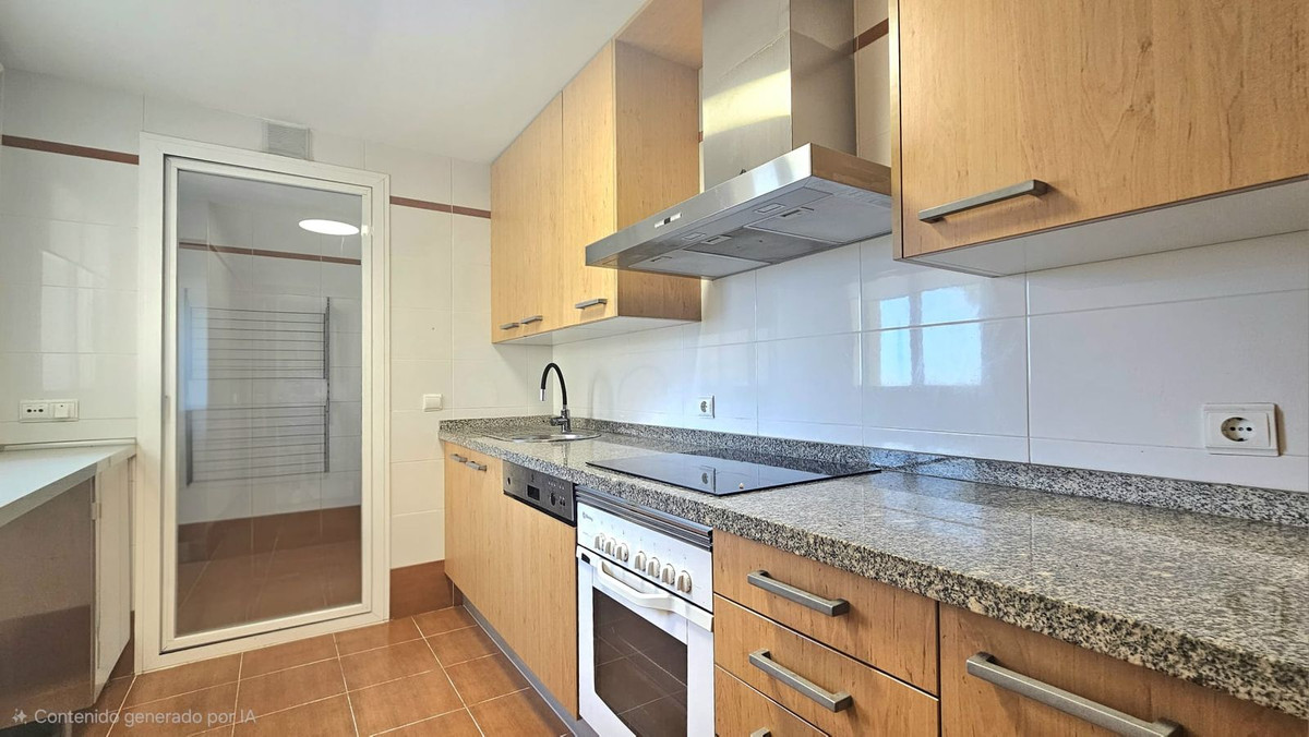 Se vende Apartamento Planta Media de 2 dormitorios en Costa Del Sol, Málaga, España