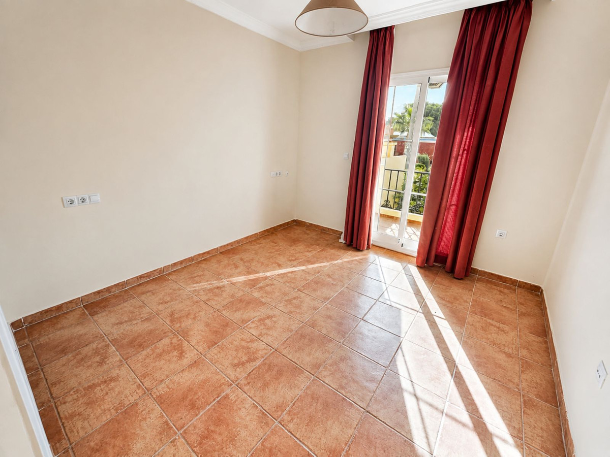 4 Bed Townhouse for sale in La Alcaidesa Costa Del Sol, Cádiz, Spain