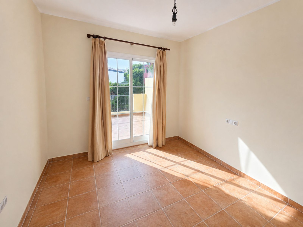 4 Bed Townhouse for sale in La Alcaidesa Costa Del Sol, Cádiz, Spain