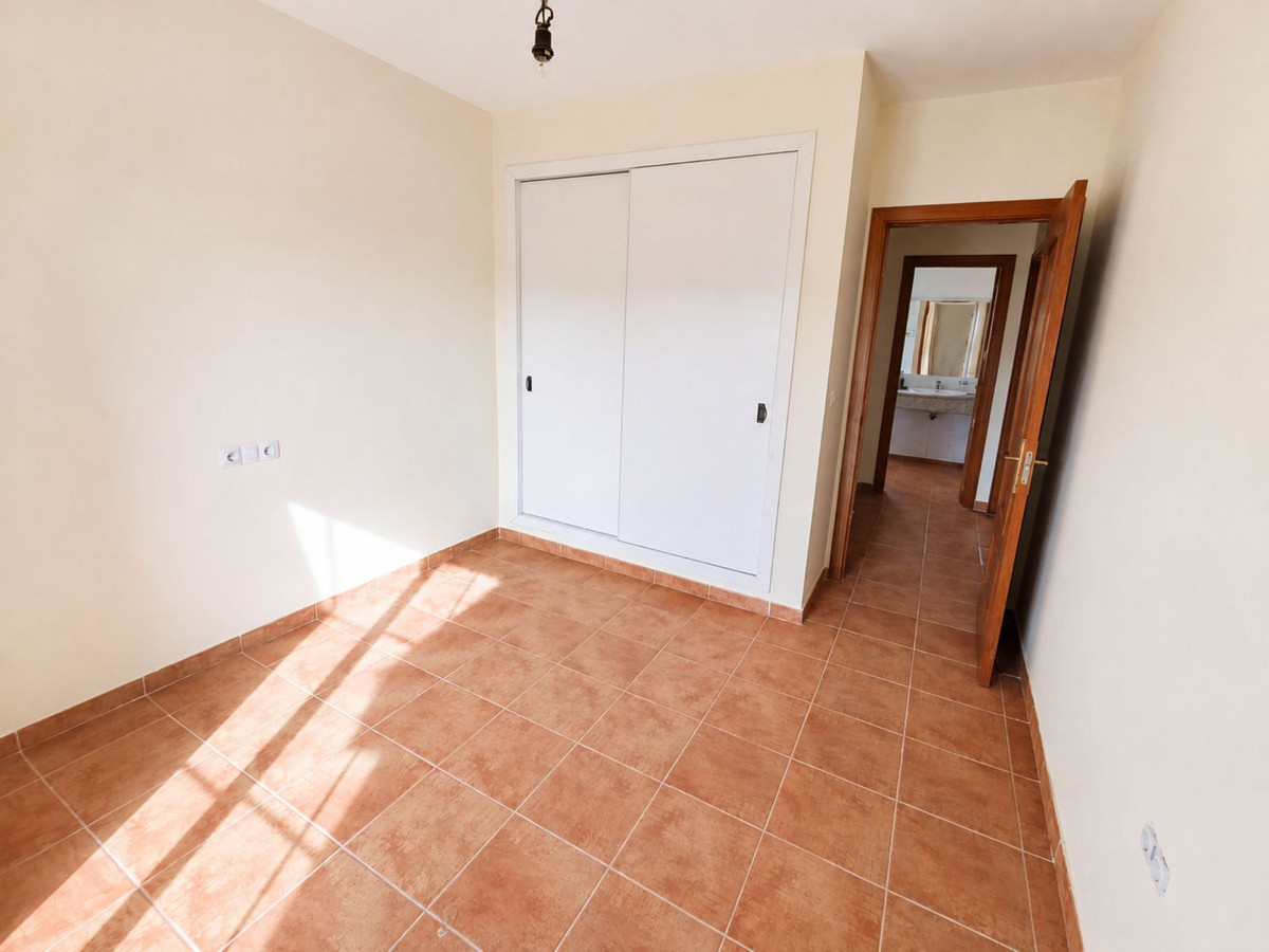 4 Bed Townhouse for sale in La Alcaidesa Costa Del Sol, Cádiz, Spain
