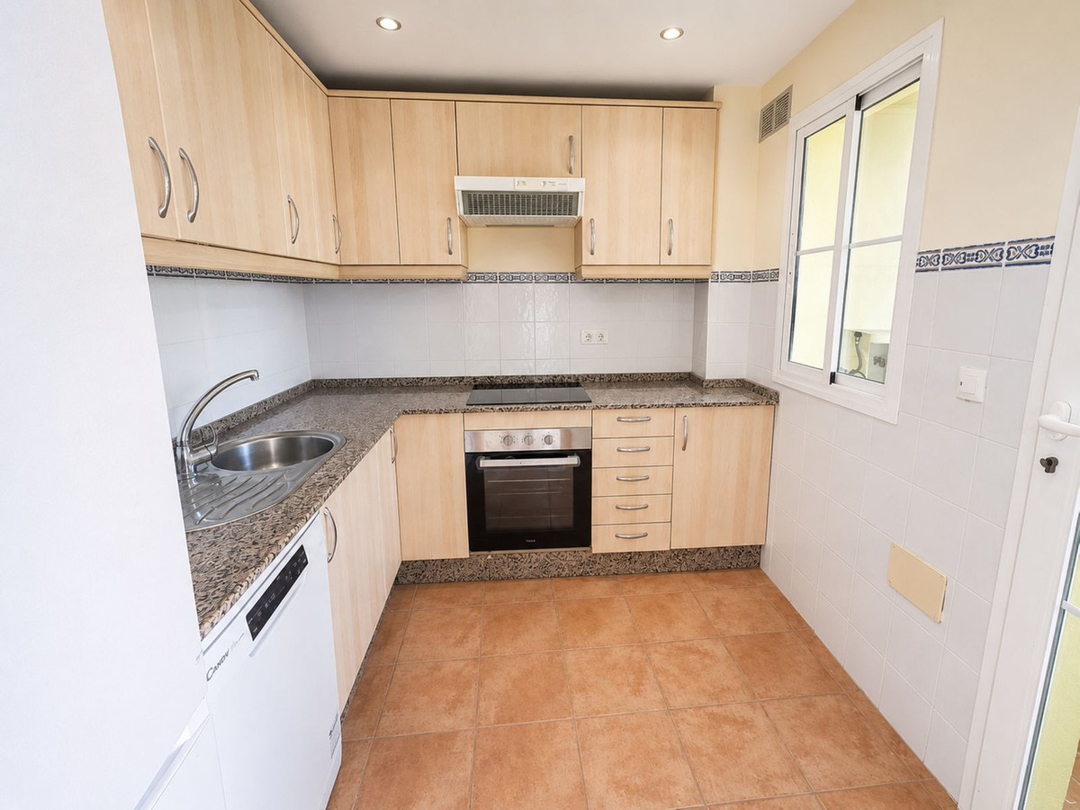4 Bed Townhouse for sale in La Alcaidesa Costa Del Sol, Cádiz, Spain