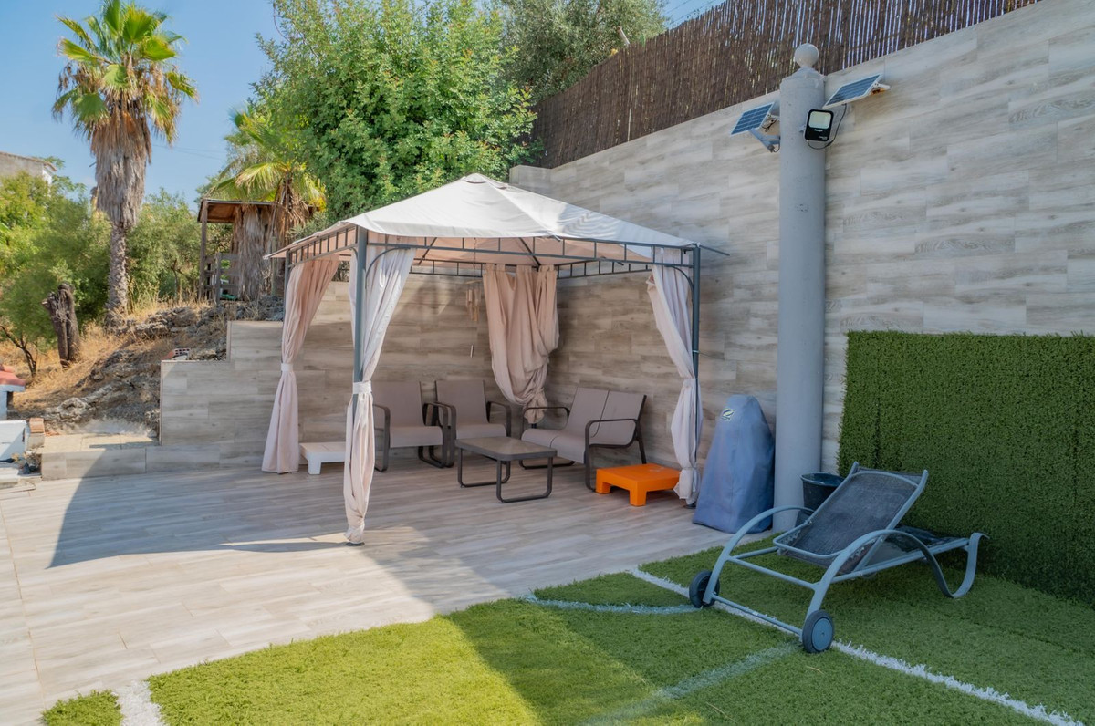6 Bed Townhouse for sale in Alhaurín De La Torre Costa Del Sol, Málaga, Spain