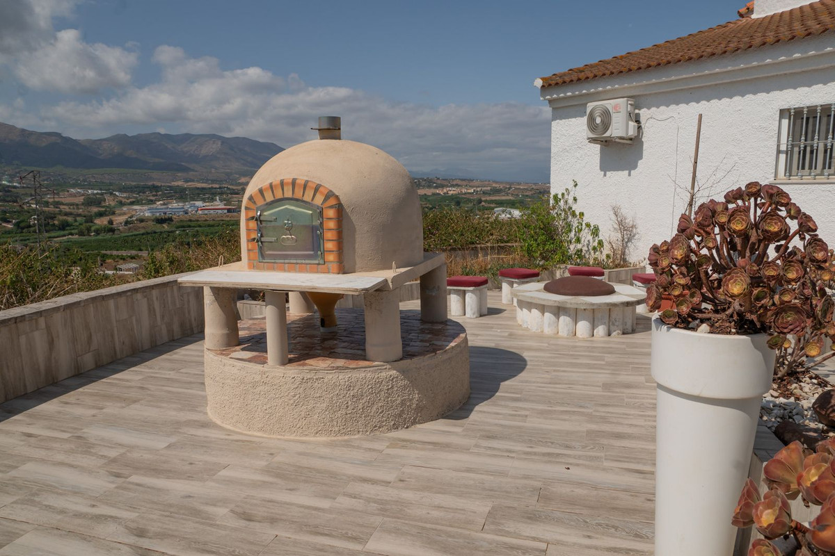 6 Bed Townhouse for sale in Alhaurín De La Torre Costa Del Sol, Málaga, Spain