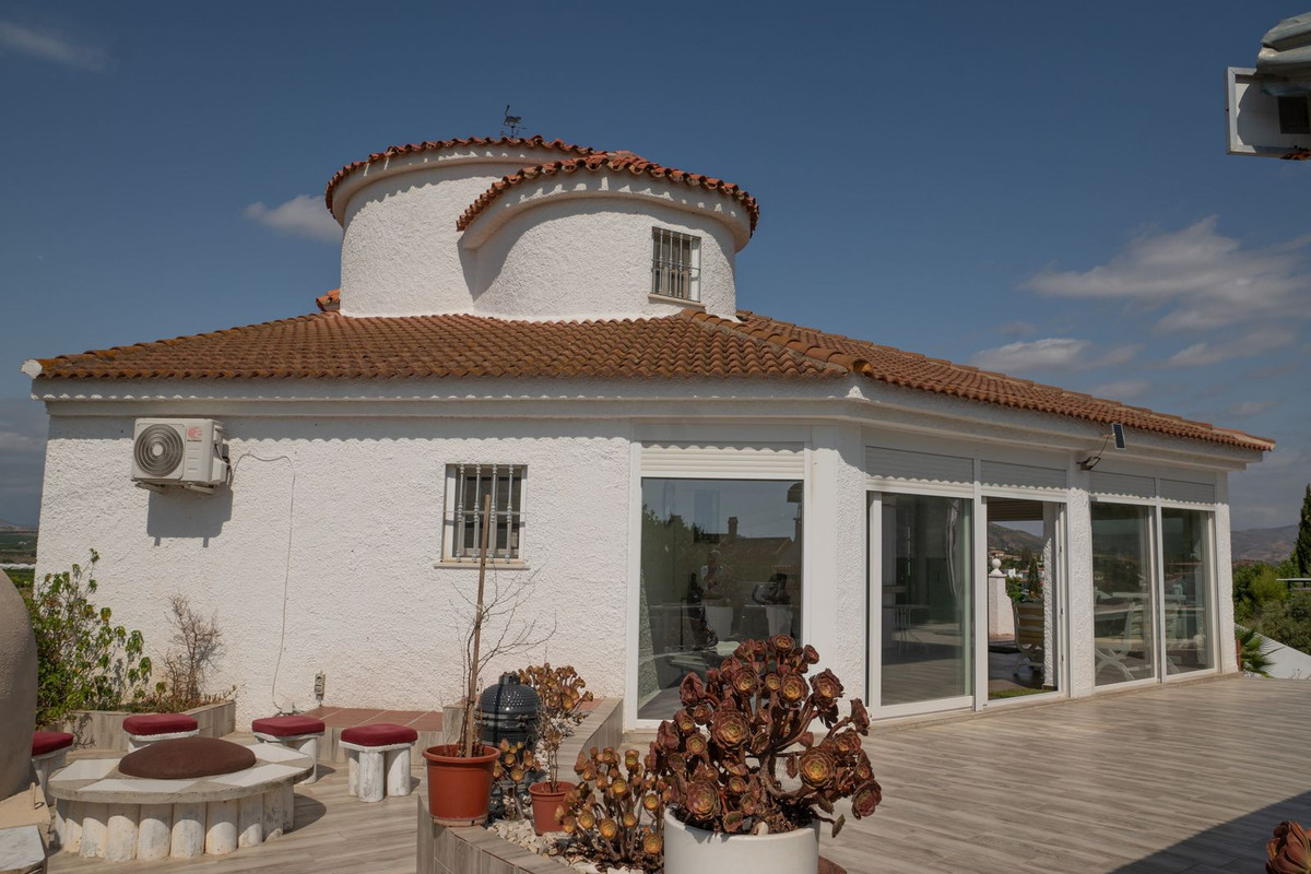 6 Bed Townhouse for sale in Alhaurín De La Torre Costa Del Sol, Málaga, Spain