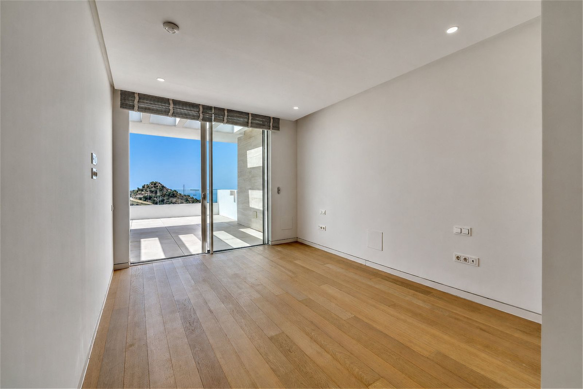 3 Bed Apartment for sale in Ojén Costa Del Sol, Málaga, Spain