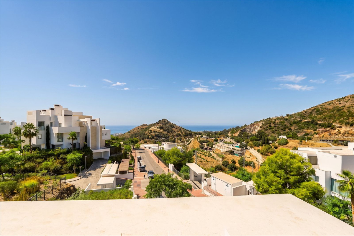 3 Bed Apartment for sale in Ojén Costa Del Sol, Málaga, Spain