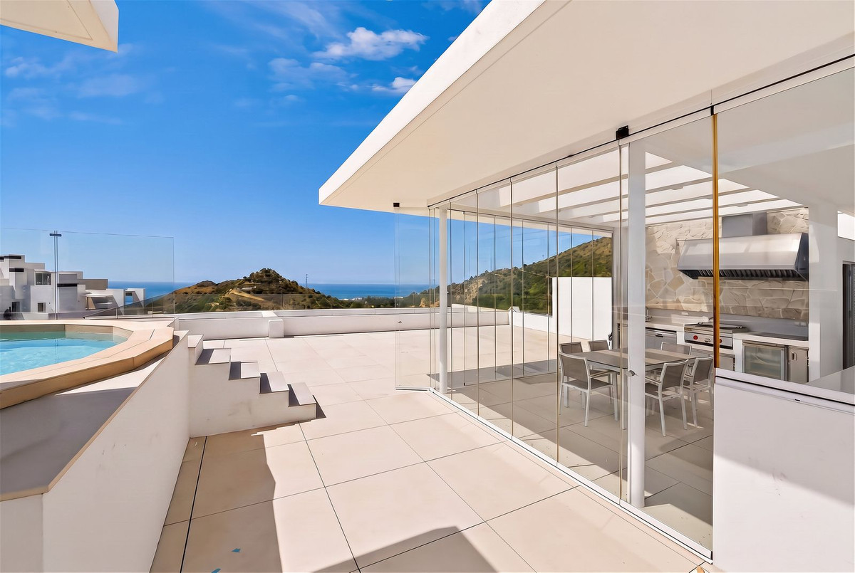 3 Bed Apartment for sale in Ojén Costa Del Sol, Málaga, Spain