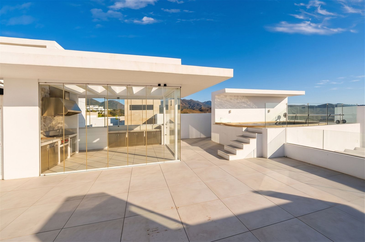 3 Bed Apartment for sale in Ojén Costa Del Sol, Málaga, Spain
