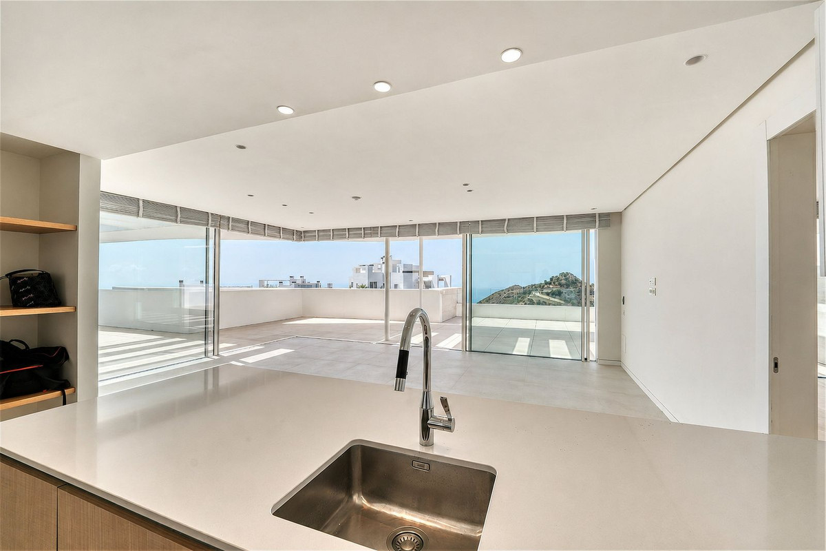 3 Bed Apartment for sale in Ojén Costa Del Sol, Málaga, Spain