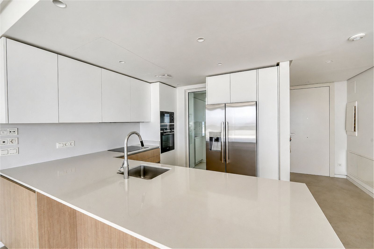 3 Bed Apartment for sale in Ojén Costa Del Sol, Málaga, Spain
