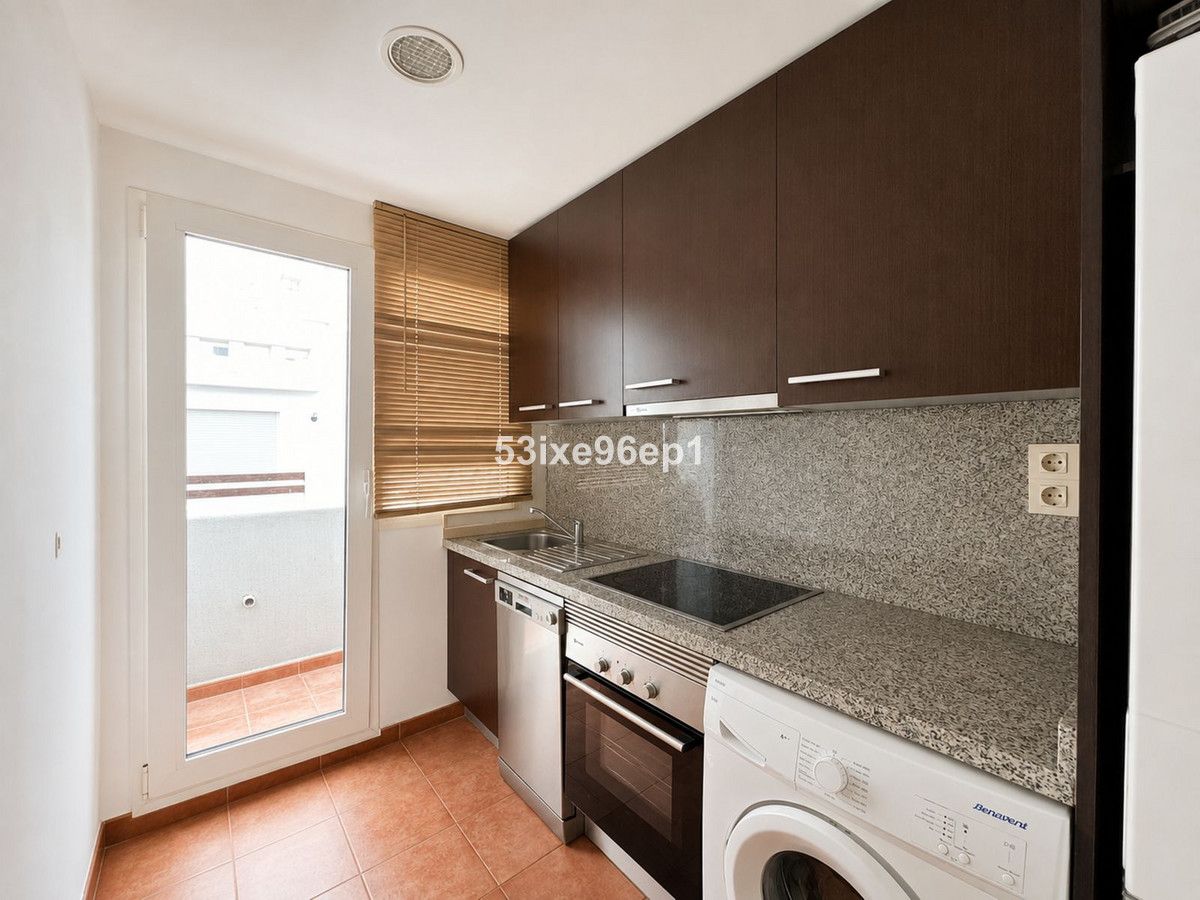 2 Bed Apartment for sale in Estepona Costa Del Sol, Málaga, Spain