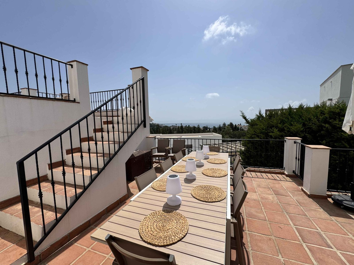 6 Bed Townhouse for sale in La Cala De Mijas Costa Del Sol, Málaga, Spain