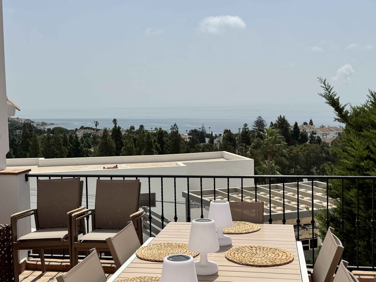 6 Bed Townhouse for sale in La Cala De Mijas Costa Del Sol, Málaga, Spain