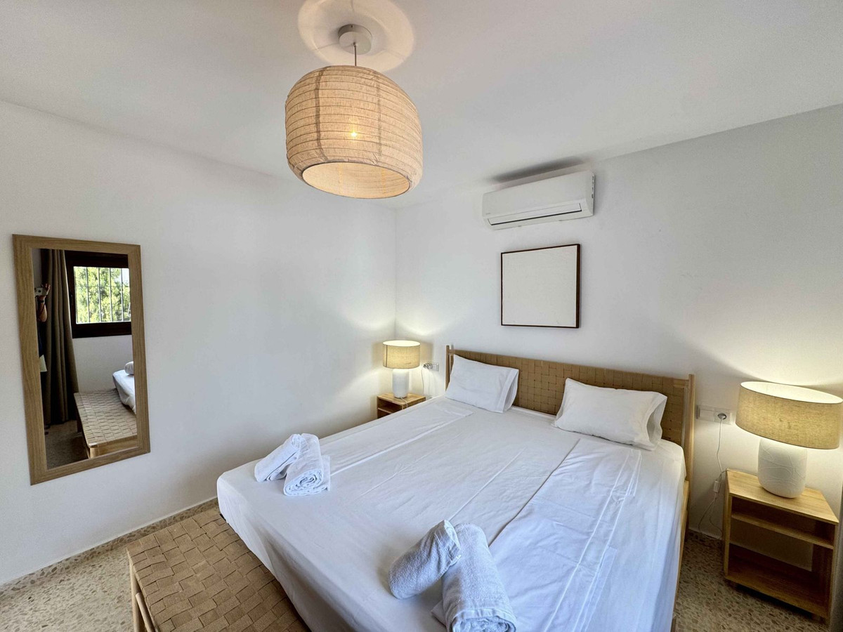 6 Bed Townhouse for sale in La Cala De Mijas Costa Del Sol, Málaga, Spain