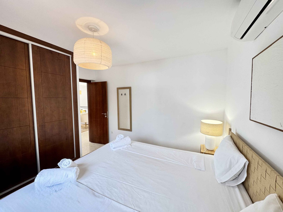 6 Bed Townhouse for sale in La Cala De Mijas Costa Del Sol, Málaga, Spain