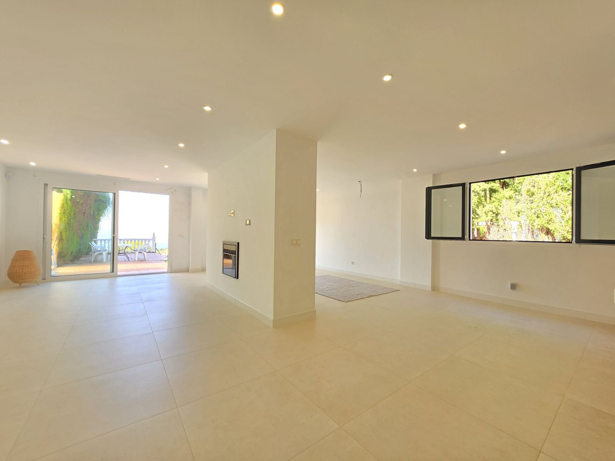Se vende Pareada de 5 dormitorios en Costa Del Sol, Málaga, España