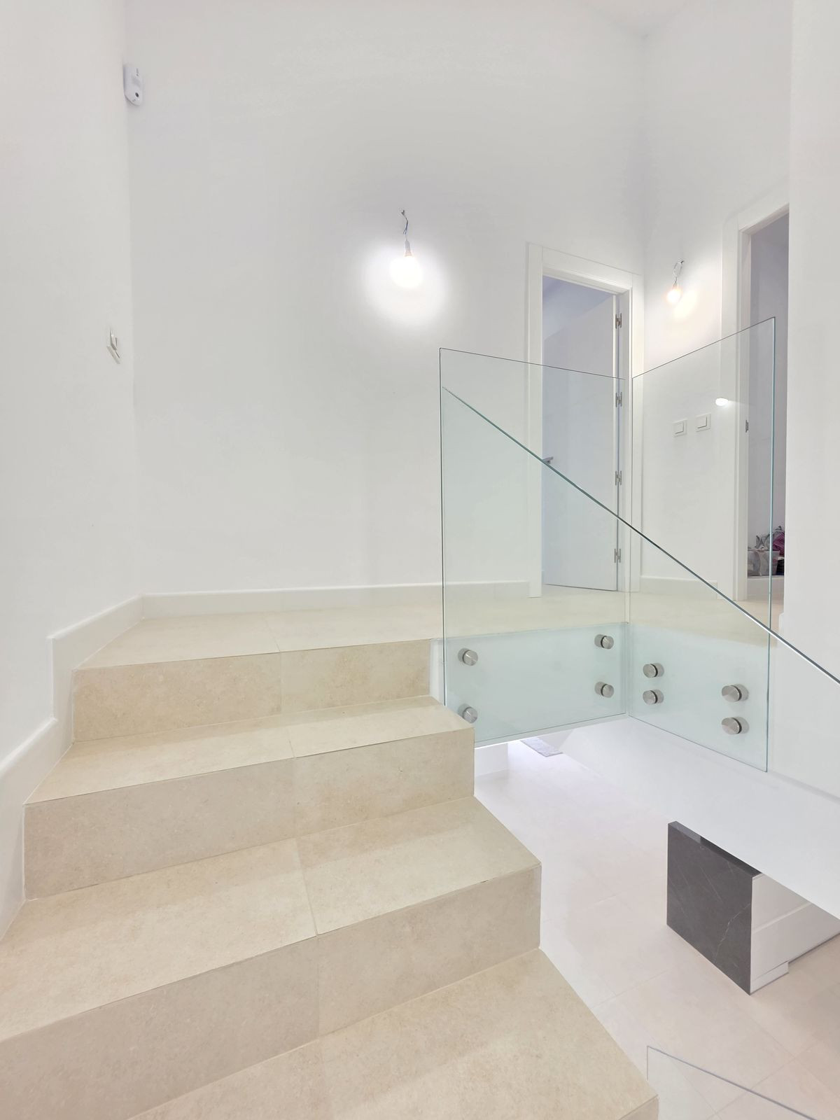 Se vende Pareada de 5 dormitorios en Costa Del Sol, Málaga, España