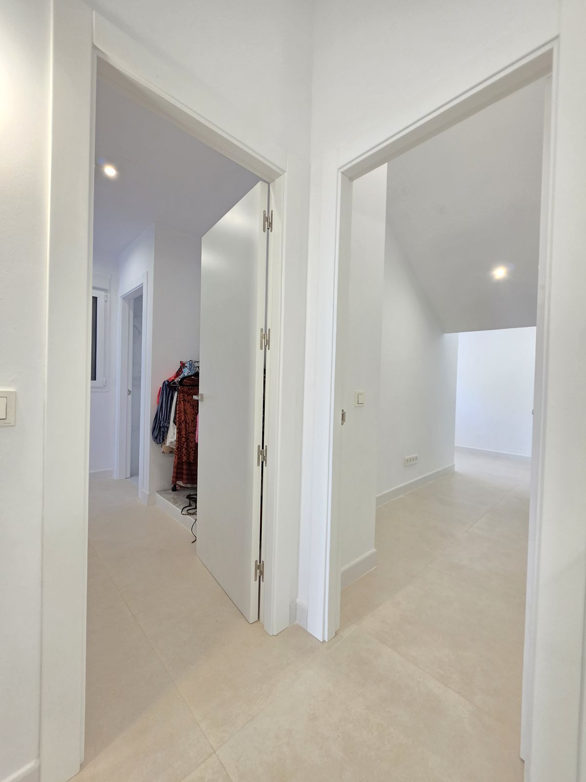 Se vende Pareada de 5 dormitorios en Costa Del Sol, Málaga, España