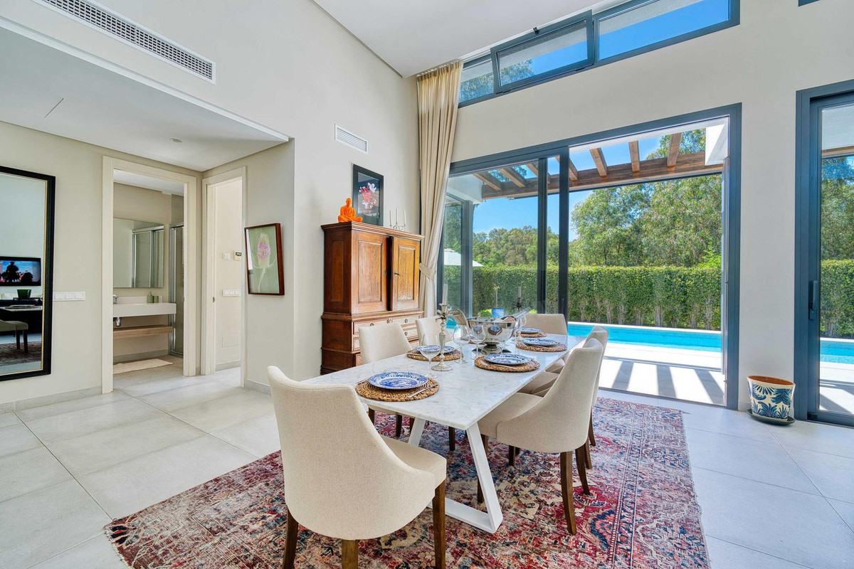 4 Bed Townhouse for sale in Estepona Costa Del Sol, Málaga, Spain