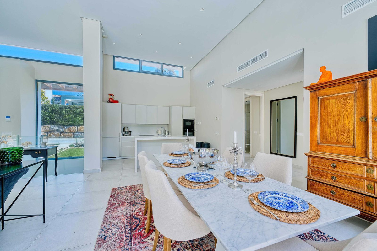 4 Bed Townhouse for sale in Estepona Costa Del Sol, Málaga, Spain