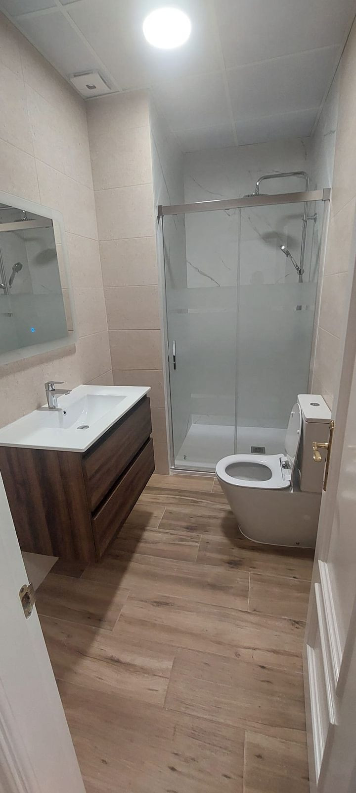 2 Bed Apartment for sale in Fuengirola Costa Del Sol, Málaga, Spain