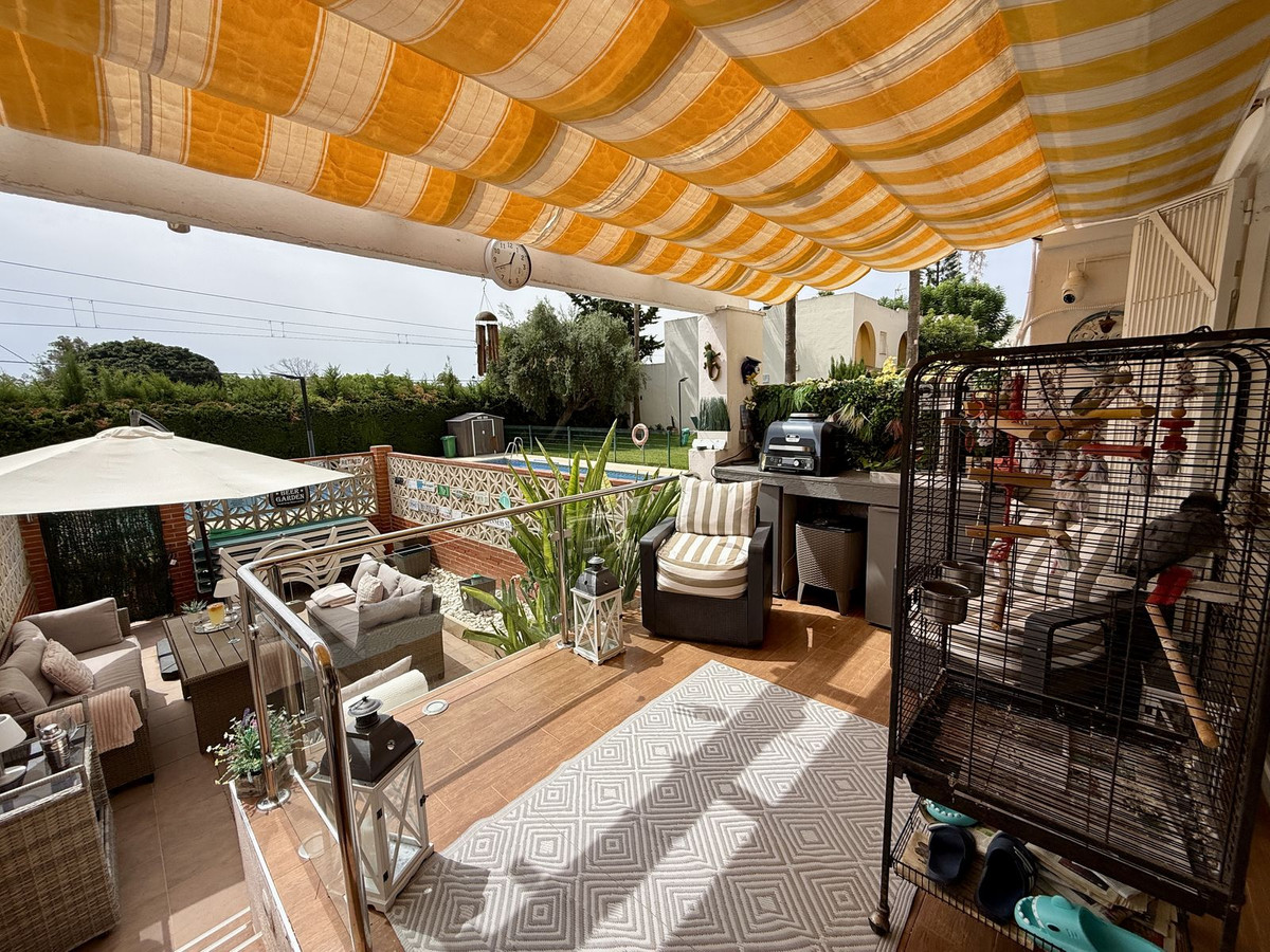 Se vende Apartamento Planta Baja de 3 dormitorios en Costa Del Sol, Málaga, España