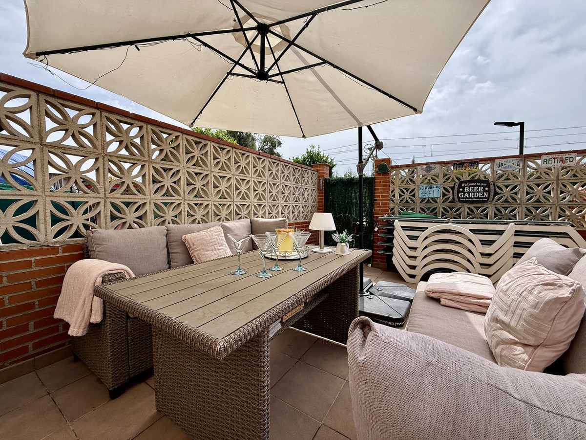 Se vende Apartamento Planta Baja de 3 dormitorios en Costa Del Sol, Málaga, España