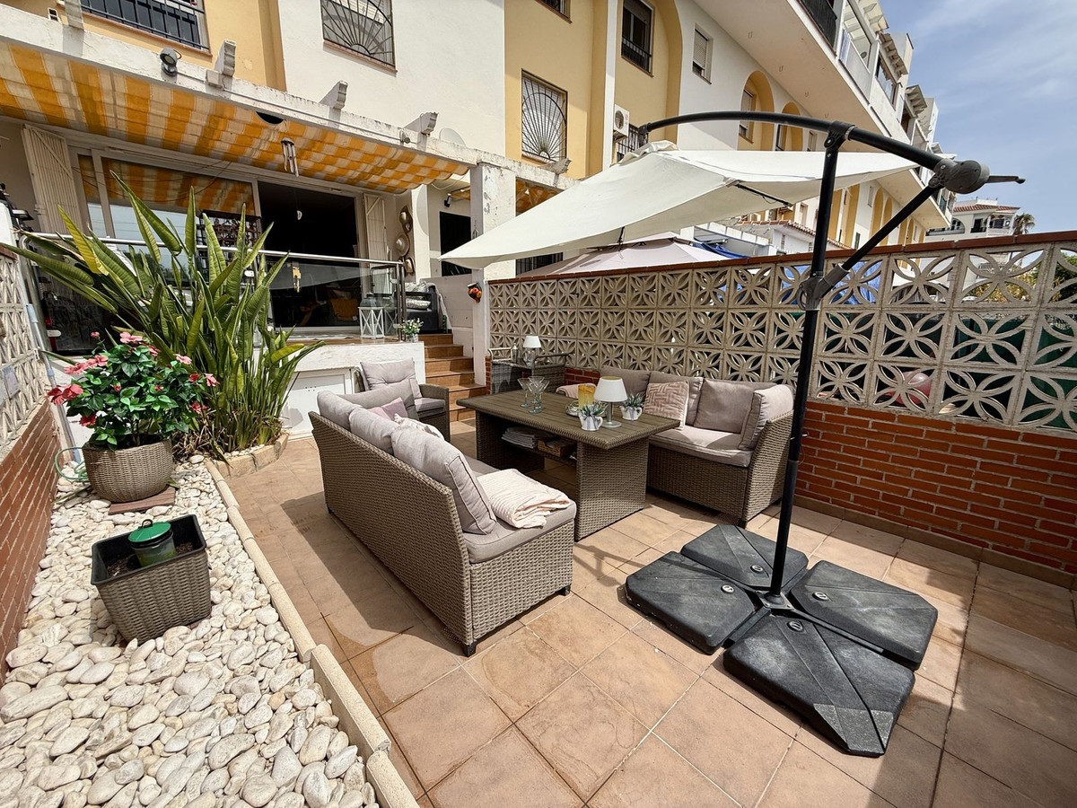 Se vende Apartamento Planta Baja de 3 dormitorios en Costa Del Sol, Málaga, España