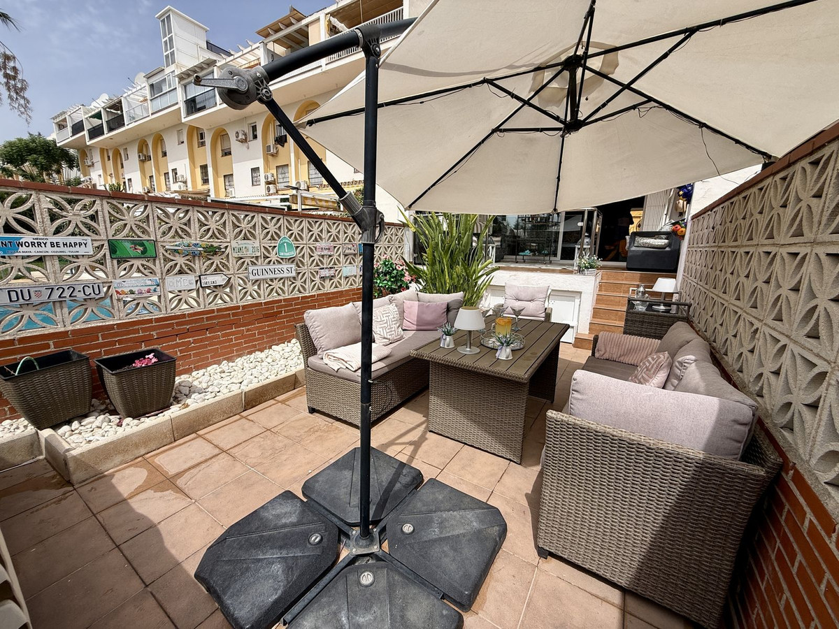 Se vende Apartamento Planta Baja de 3 dormitorios en Costa Del Sol, Málaga, España