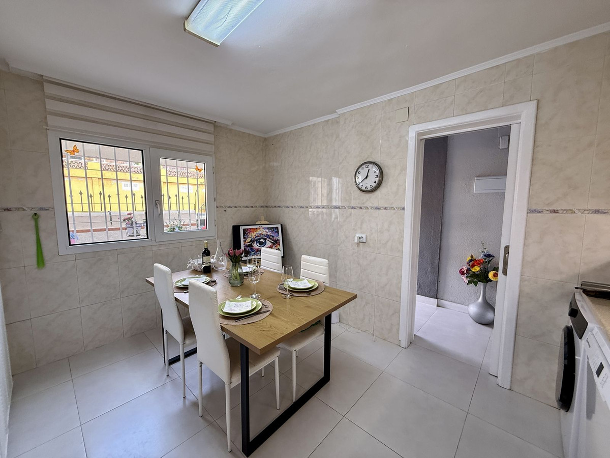 Se vende Apartamento Planta Baja de 3 dormitorios en Costa Del Sol, Málaga, España