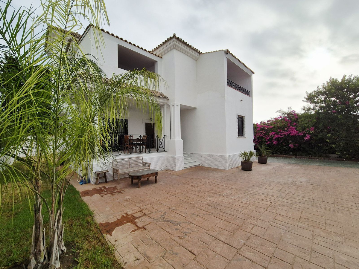 4 Bed Townhouse for sale in Guadalmina Baja Costa Del Sol, Málaga, Spain