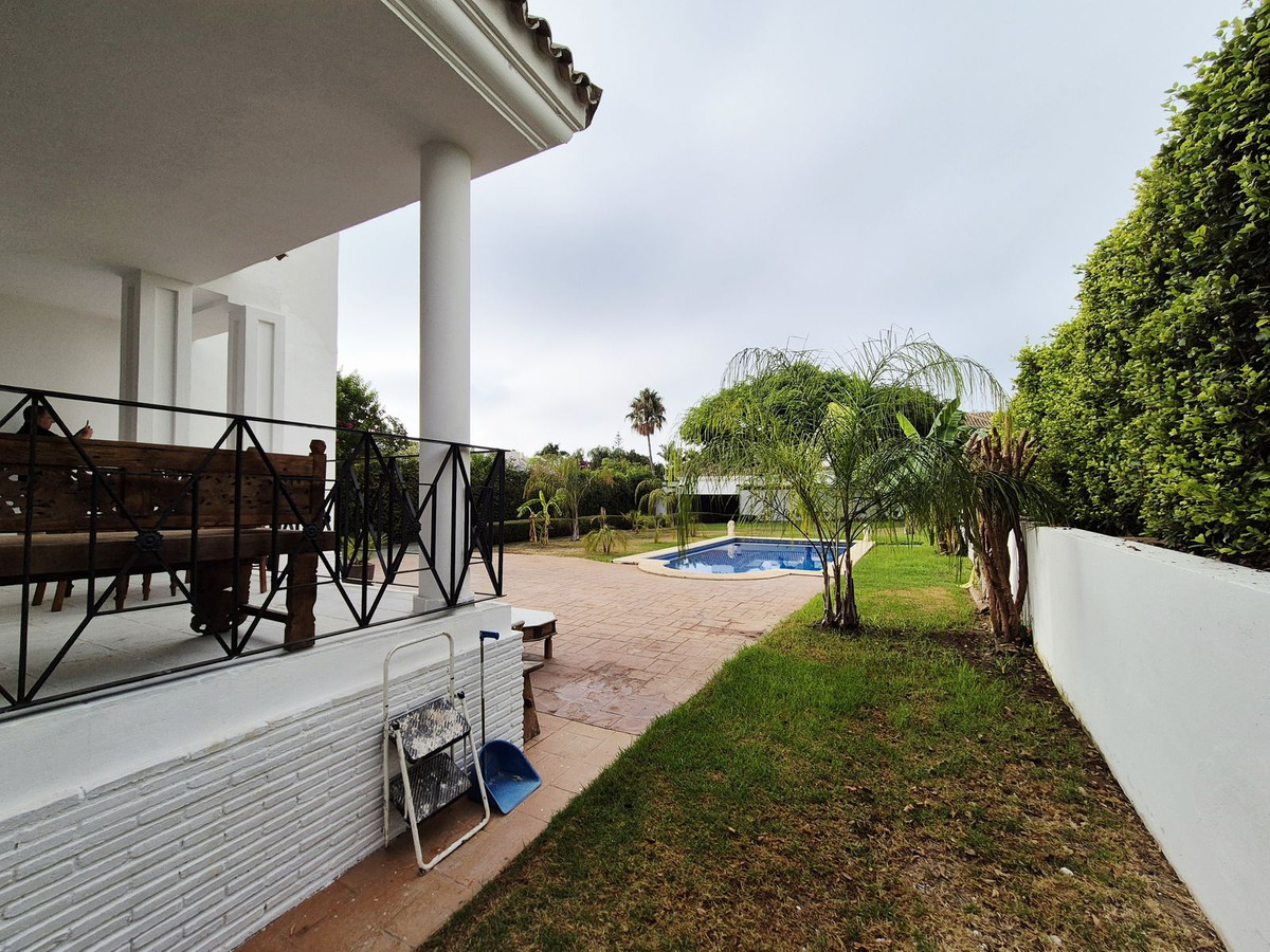 4 Bed Townhouse for sale in Guadalmina Baja Costa Del Sol, Málaga, Spain